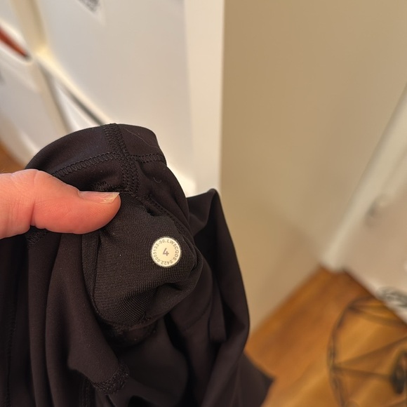 Lululemon Wunder Train High-Rise Leggings-Sz 4 - Picture 5 of 5